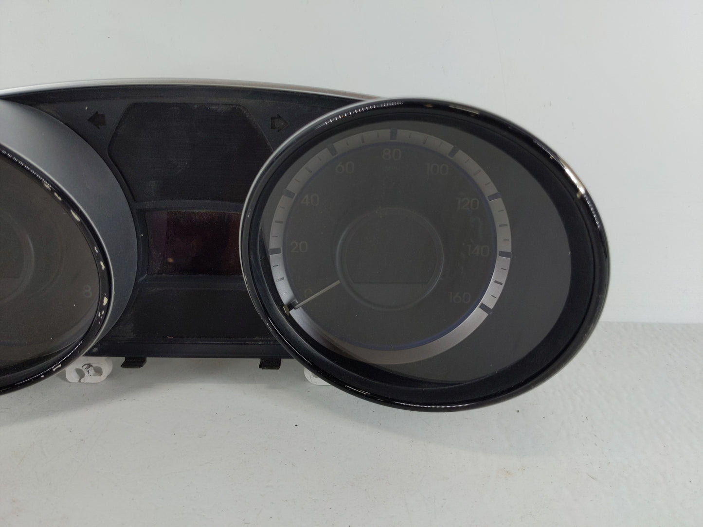 2011-2014 Hyundai Sonata Instrument Cluster Speedometer Gauges P/N:94001-3Q014 Fits Fits 2011 2012 2013 2014 OEM Used Auto P