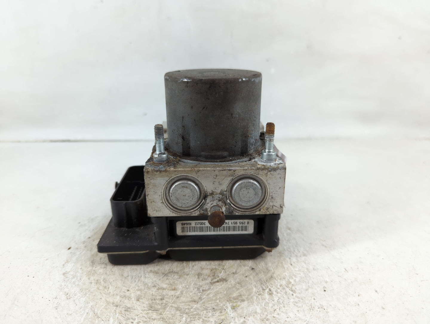 2011-2013 Hyundai Sonata ABS Pump Control Module Replacement P/N:58920-3Q500 Fits Fits 2011 2012 2013 OEM Used Auto Parts - 