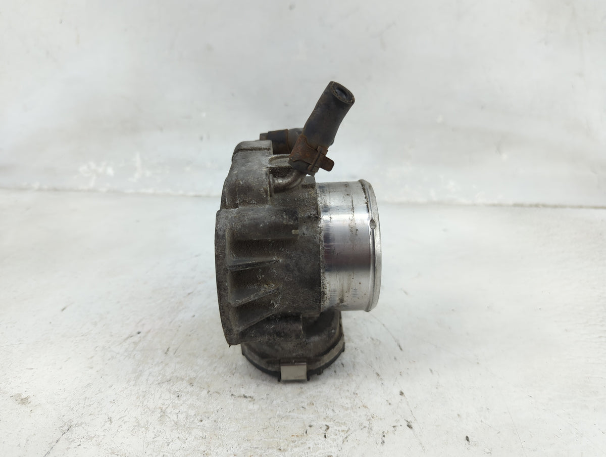 2011-2014 Hyundai Sonata Throttle Body P/N:35100-2G700 Fits Fits 2011 2012 2013 2014 2015 2016 OEM Used Auto Parts - Oemused