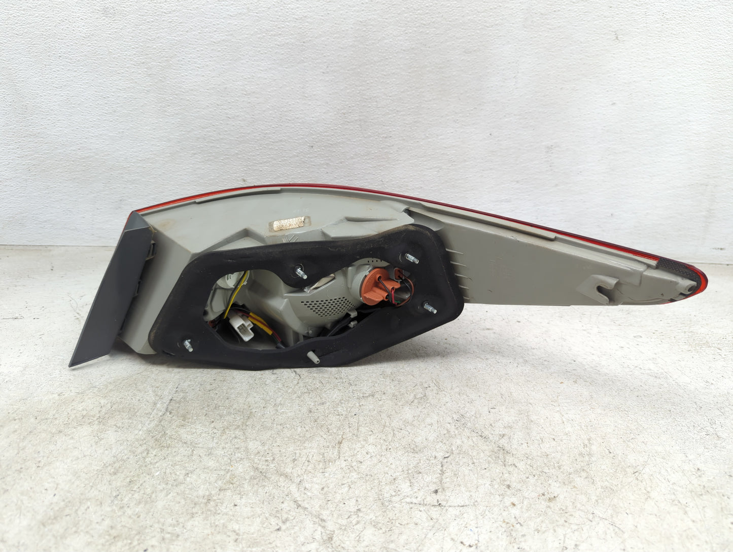 2011-2014 Hyundai Sonata Tail Light Assembly Driver Left OEM Fits Fits 2011 2012 2013 2014 OEM Used Auto Parts - Oemusedauto