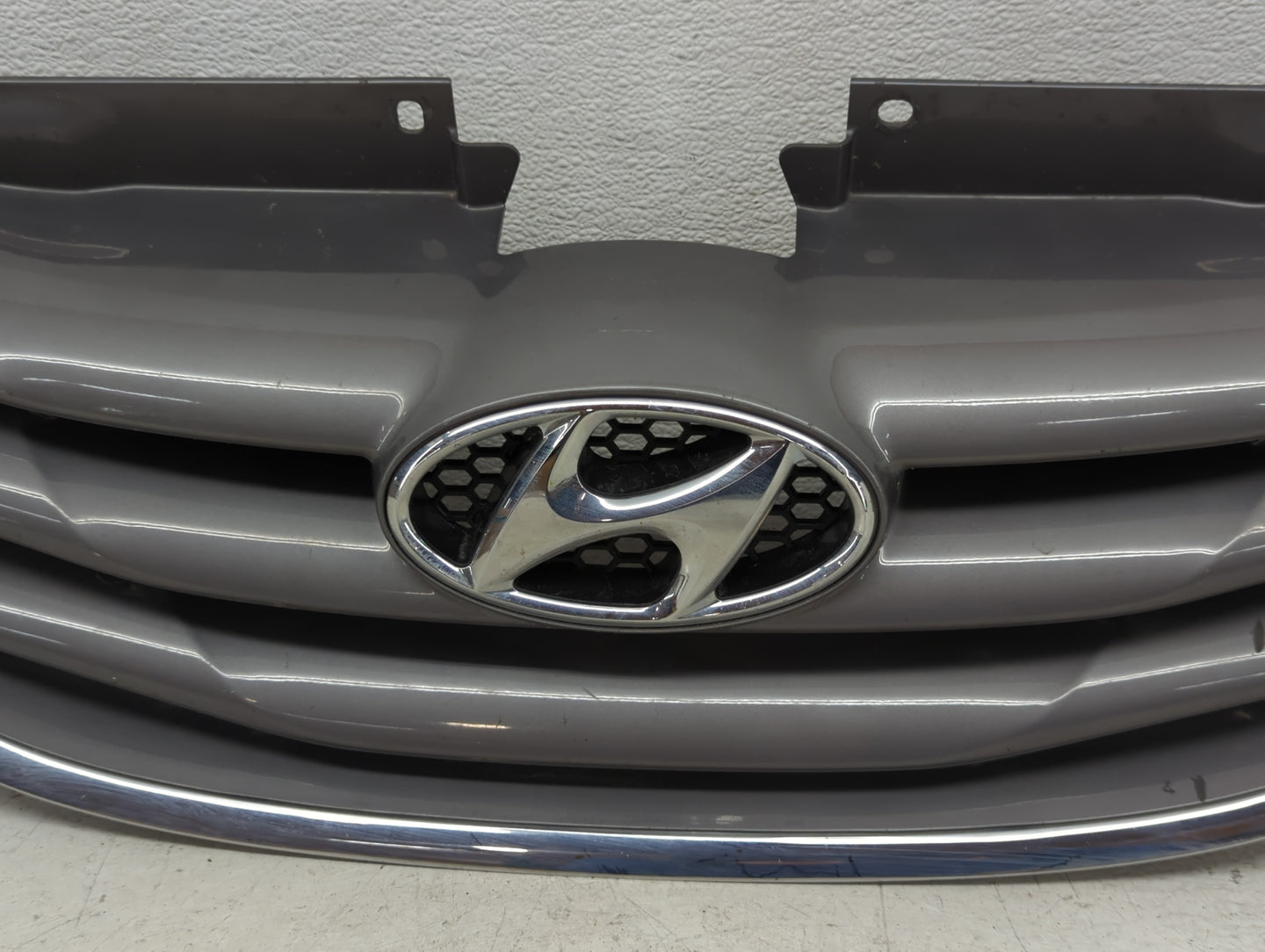 2011-2013 Hyundai Sonata Front Bumper Grille - Oemusedautoparts1.com