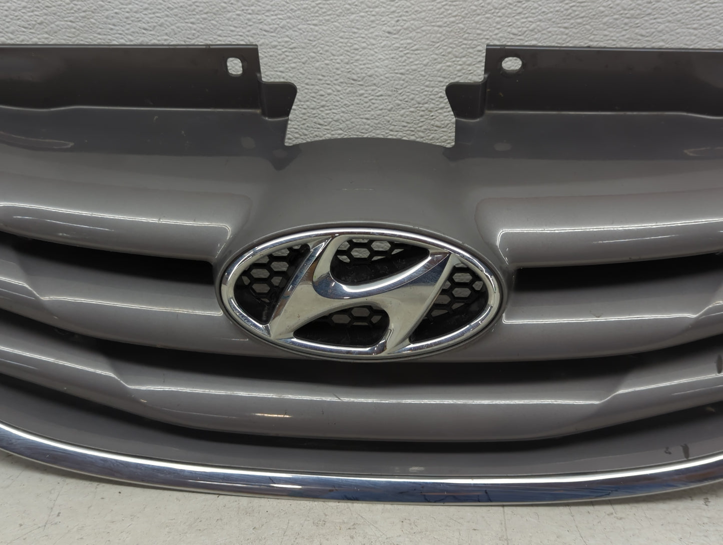 2011-2013 Hyundai Sonata Front Bumper Grille - Oemusedautoparts1.com
