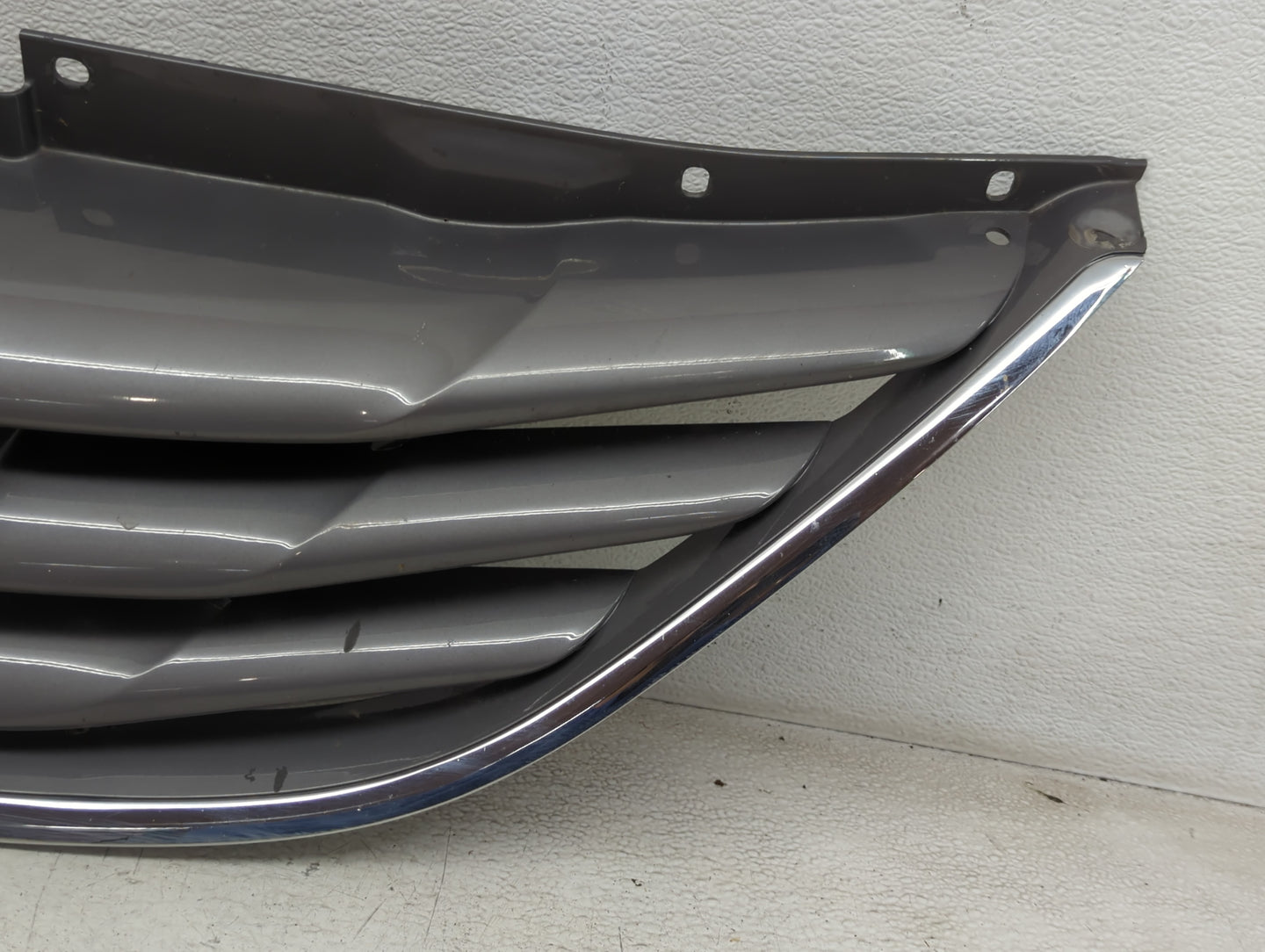 2011-2013 Hyundai Sonata Front Bumper Grille - Oemusedautoparts1.com