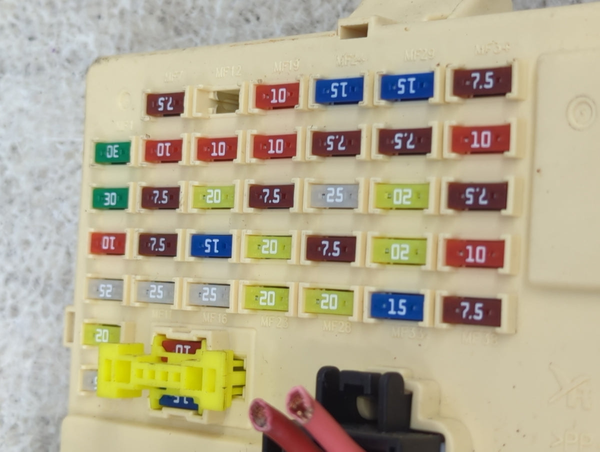 2012-2014 Hyundai Sonata Body Control Module Bcm Inner Cabin Fuse Box 1128132 - Oemusedautoparts1.com