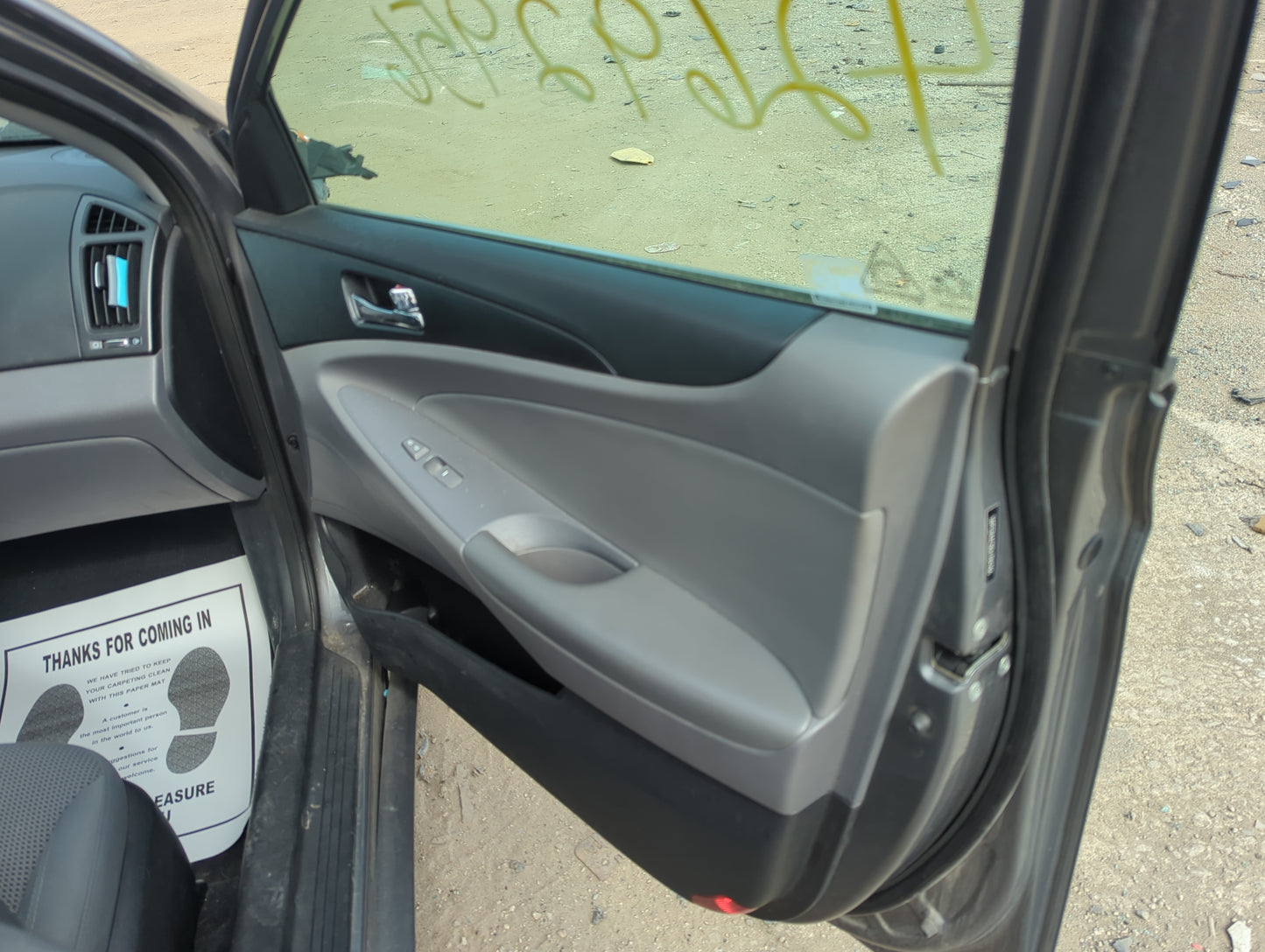 2013 Hyundai Sonata Front Right Passenger Interior Door Panel Trim - Oemusedautoparts1.com