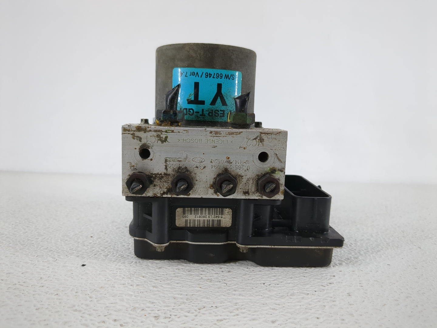 2011-2013 Hyundai Sonata ABS Pump Control Module Replacement P/N:58920-3Q500 Fits Fits 2011 2012 2013 OEM Used Auto Parts - 