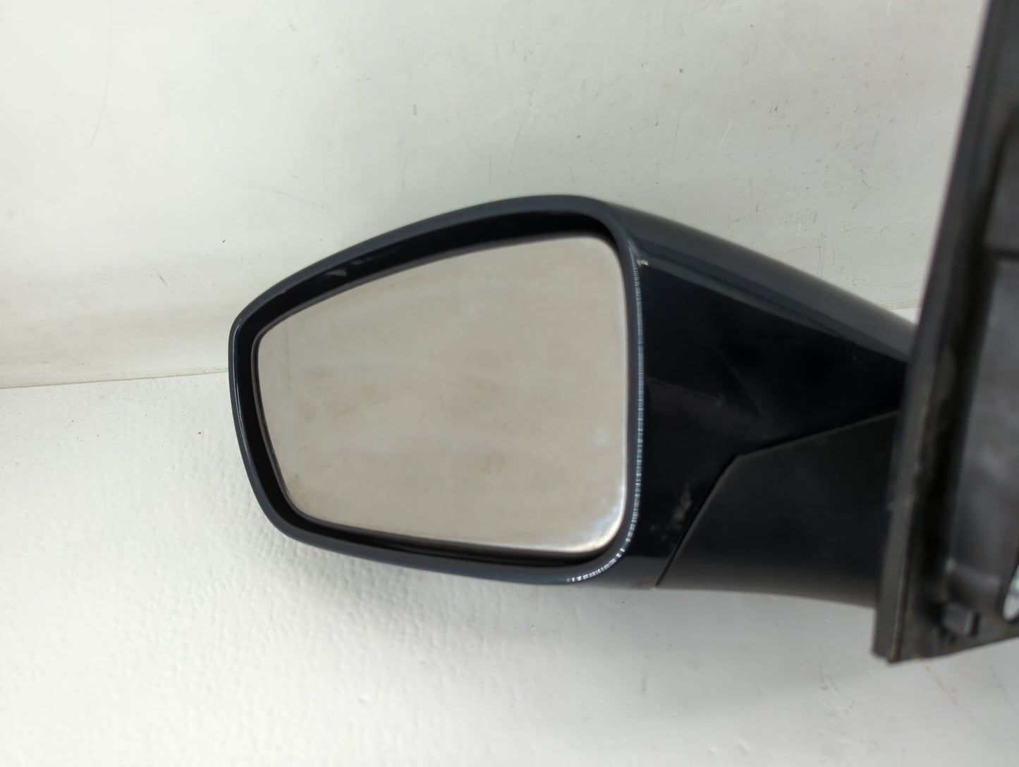 2011-2014 Hyundai Sonata Driver Side View Mirror - Left Door Mirror OEM Used - Oemusedautoparts1.com