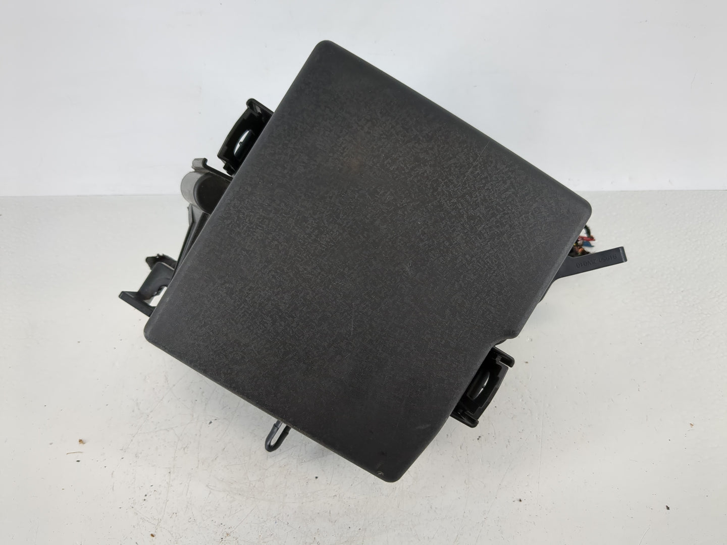 2011-2014 Hyundai Sonata Fusebox Fuse Box Panel Relay Module P/N:91941-4Z020QQH Fits Fits 2011 2012 2013 2014 OEM Used Auto 