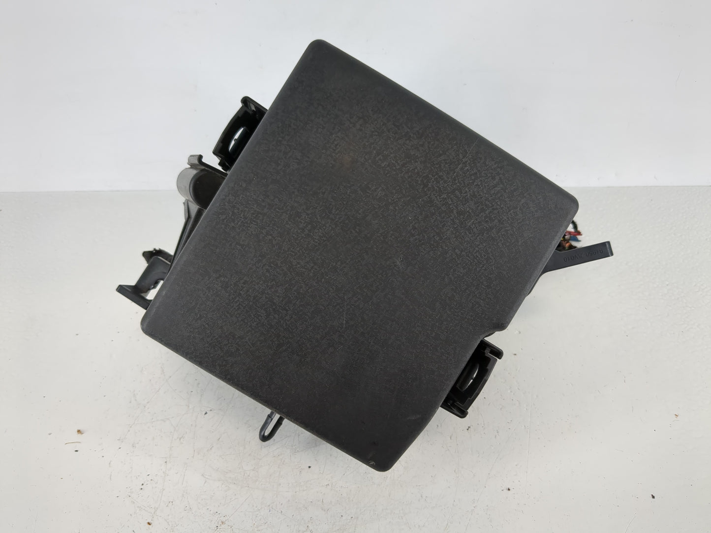 2011-2014 Hyundai Sonata Fusebox Fuse Box Panel Relay Module P/N:91941-4Z020QQH Fits Fits 2011 2012 2013 2014 OEM Used Auto 
