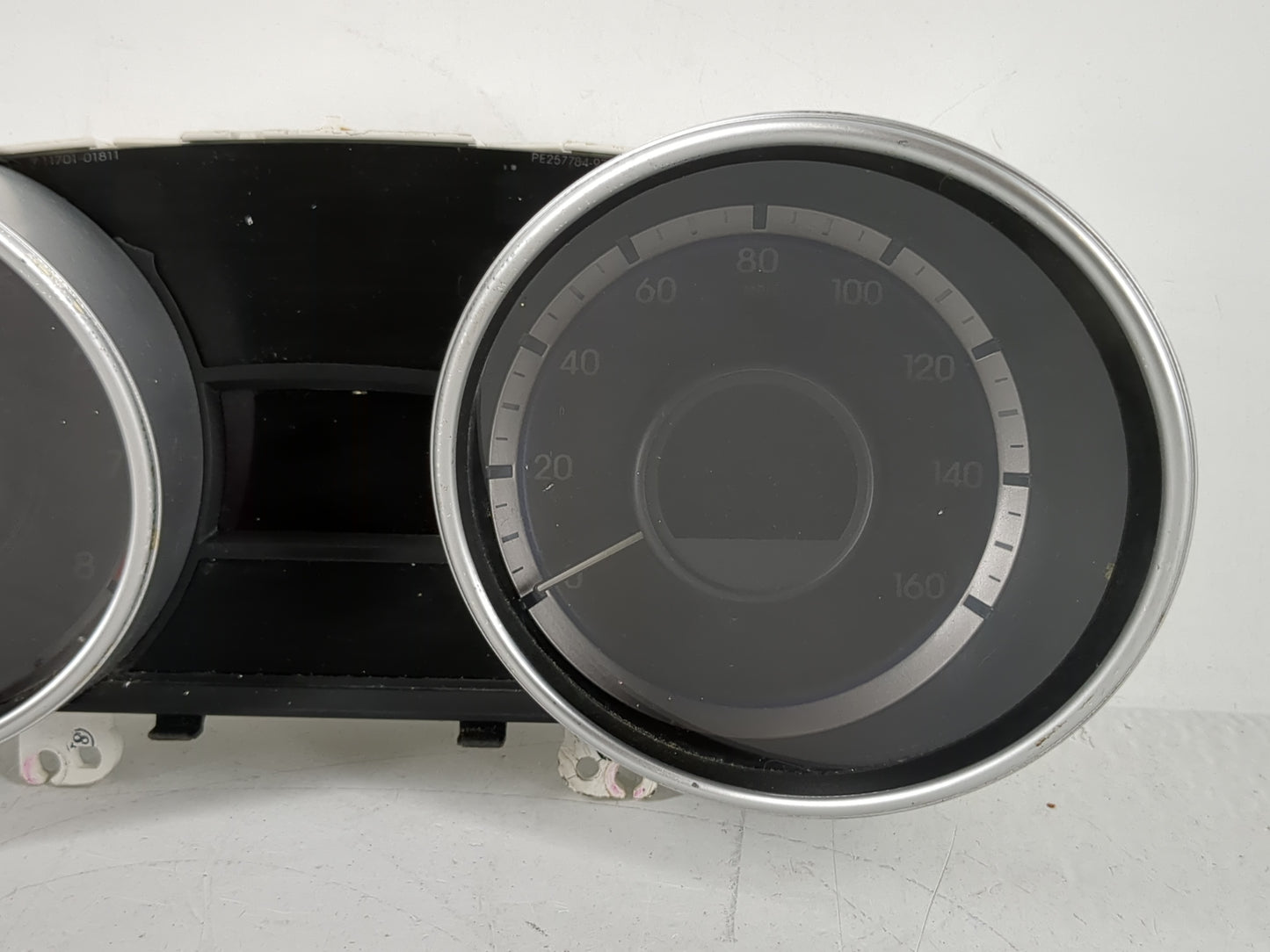 2011-2014 Hyundai Sonata Instrument Cluster Speedometer Gauges P/N:94001-3Q015 Fits Fits 2011 2012 2013 2014 OEM Used Auto P