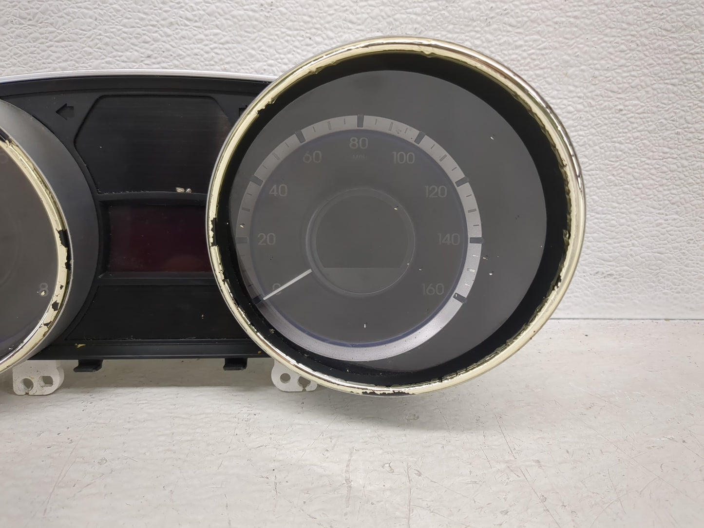 2011-2014 Hyundai Sonata Instrument Cluster Speedometer Gauges P/N:TN257470-3214 Fits Fits 2011 2012 2013 2014 OEM Used Auto