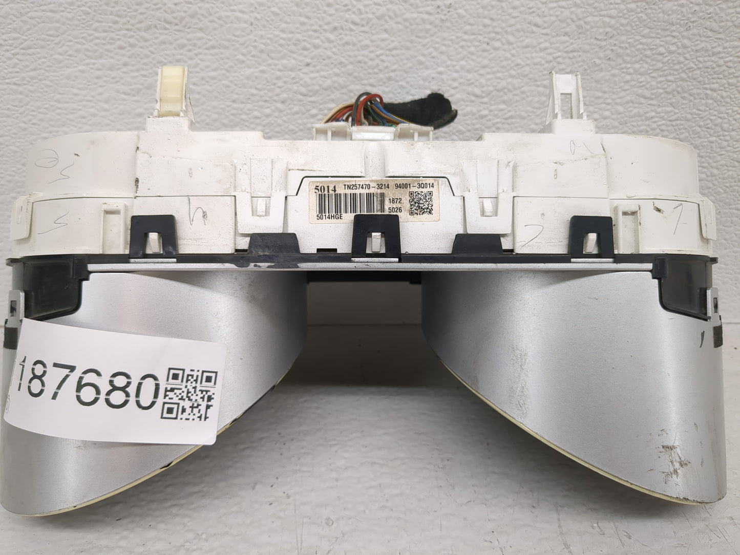 2011-2014 Hyundai Sonata Instrument Cluster Speedometer Gauges P/N:TN257470-3214 Fits Fits 2011 2012 2013 2014 OEM Used Auto