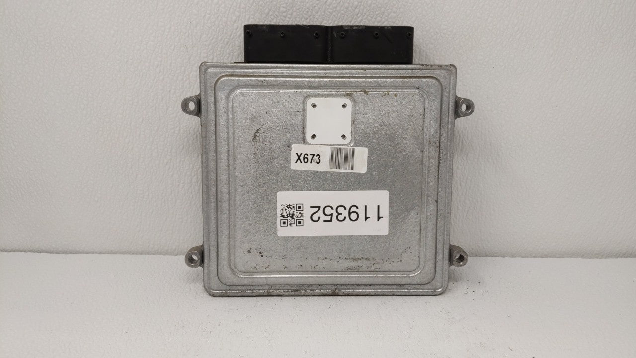 2011-2014 Hyundai Sonata PCM Engine Control Computer ECU ECM PCU OEM P/N:39101-2G661 39111-2G661 Fits Fits 2011 2012 2013 20