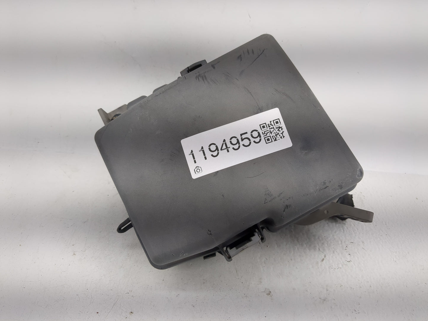 2011-2014 Hyundai Sonata Fusebox Fuse Box Panel Relay Module P/N:18790-01316 Fits Fits 2011 2012 2013 2014 OEM Used Auto Par