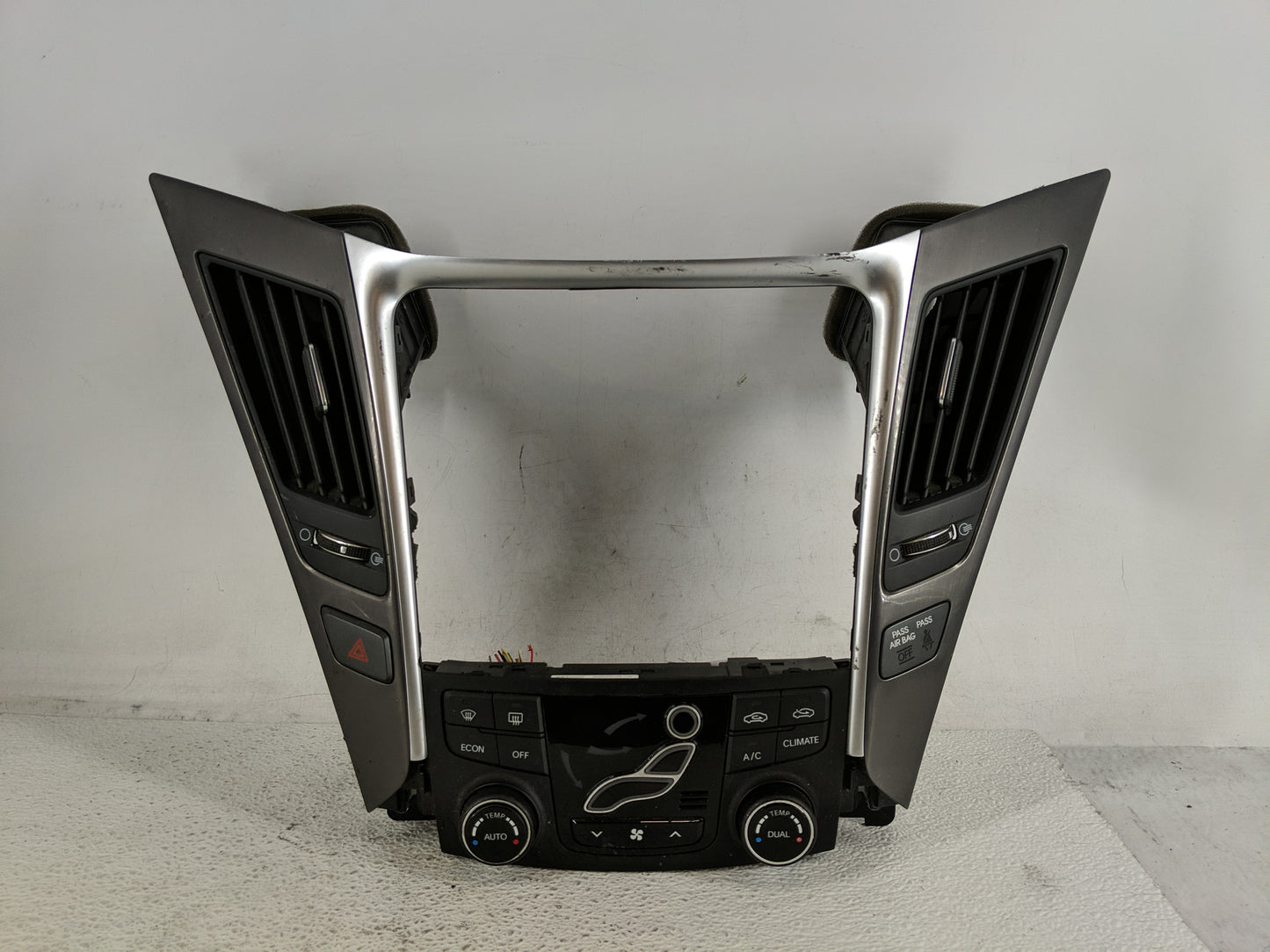 2011-2015 Hyundai Sonata Climate Control Module Temperature AC/Heater Replacement P/N:97250-4RDB4 Fits OEM Used Auto Parts -
