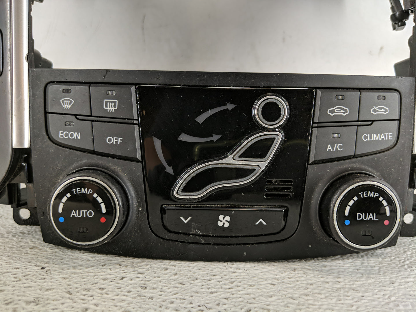 2011-2015 Hyundai Sonata Climate Control Module Temperature AC/Heater Replacement P/N:97250-4RDB4 Fits OEM Used Auto Parts -