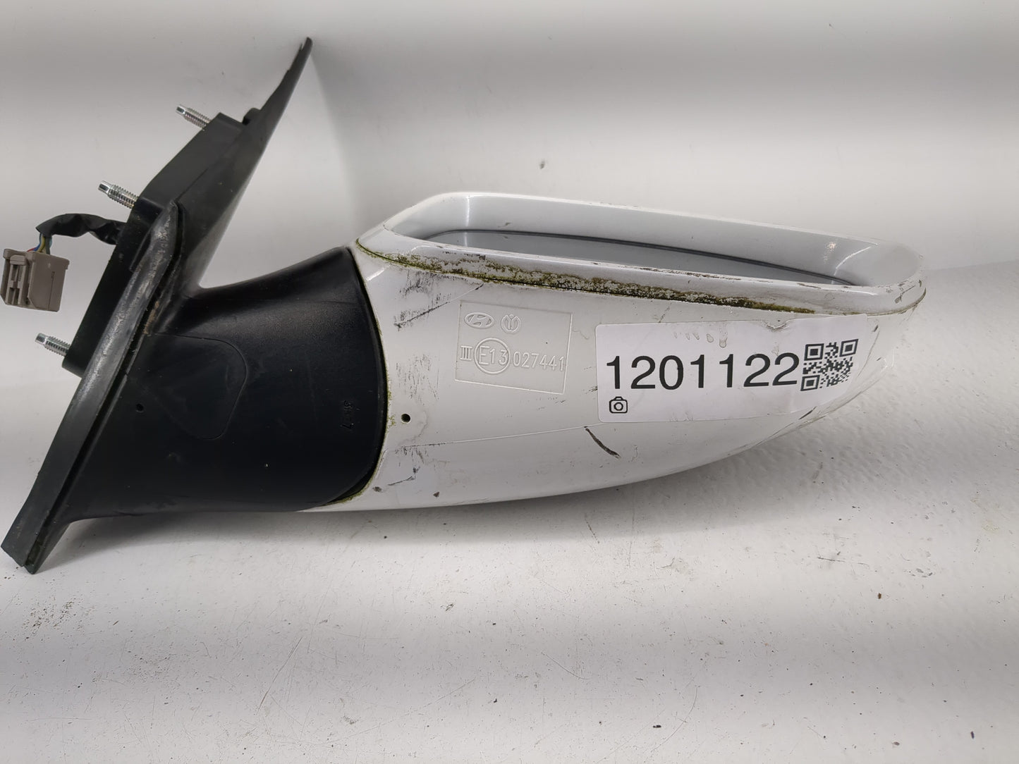 2011-2015 Hyundai Sonata Passenger Side View Mirror - Right Door Mirror OEM Used - Oemusedautoparts1.com