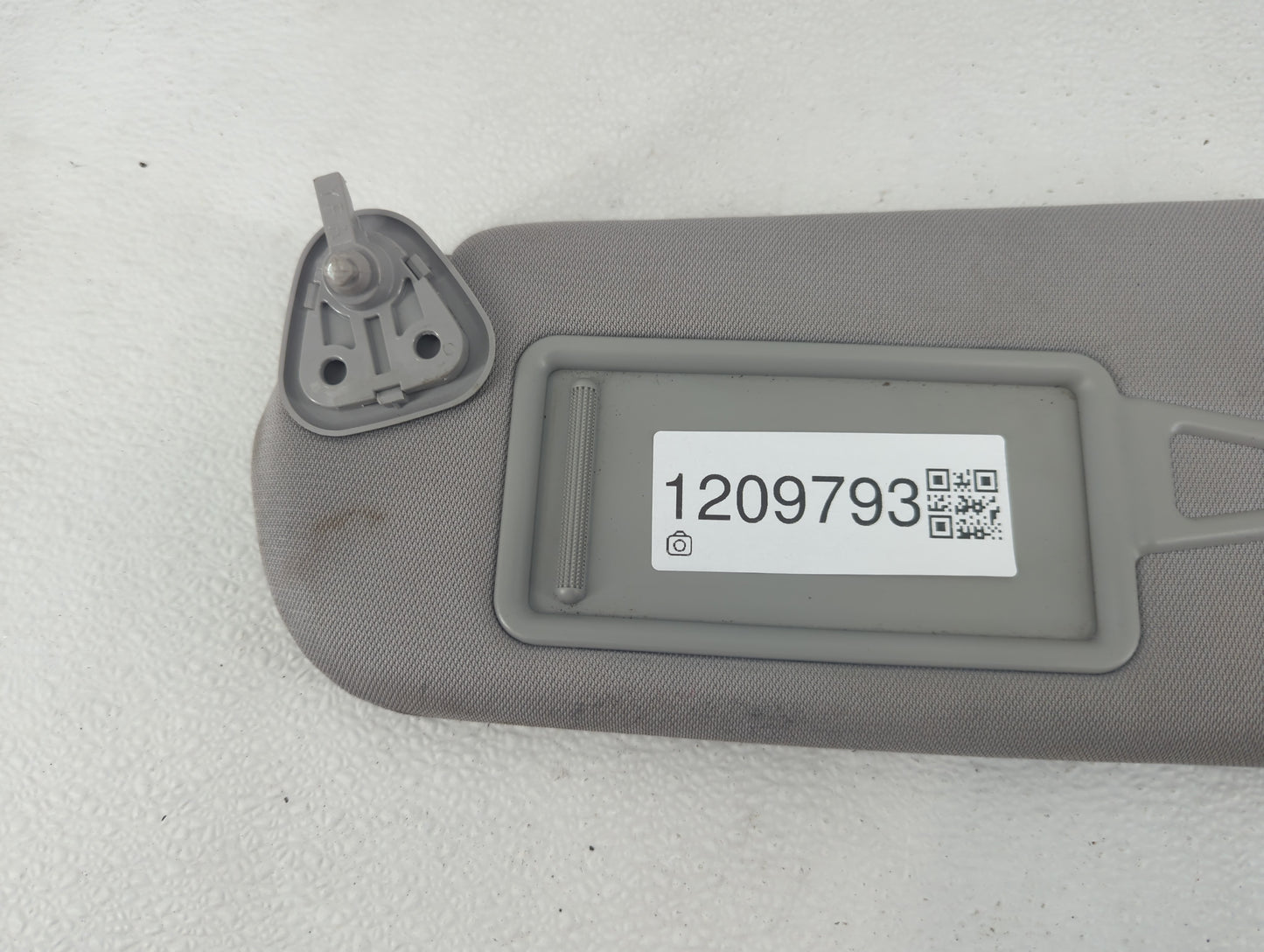 2011-2015 Hyundai Sonata Sun Visor Shade Replacement Driver Left Mirror Fits Fits 2011 2012 2013 2014 2015 OEM Used Auto Par