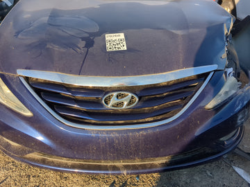 2011-2013 Hyundai Sonata Front Grille Bumper Not Included - Oemusedautoparts1.com
