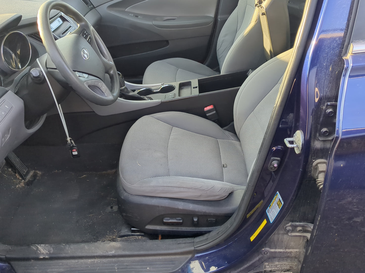 2013-2014 Hyundai Sonata Driver Front Seat Oem - Oemusedautoparts1.com