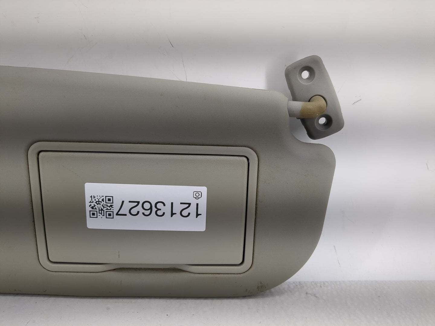 2011-2015 Hyundai Sonata Sun Visor Shade Replacement Passenger Right Mirror Fits Fits 2011 2012 2013 2014 2015 OEM Used Auto