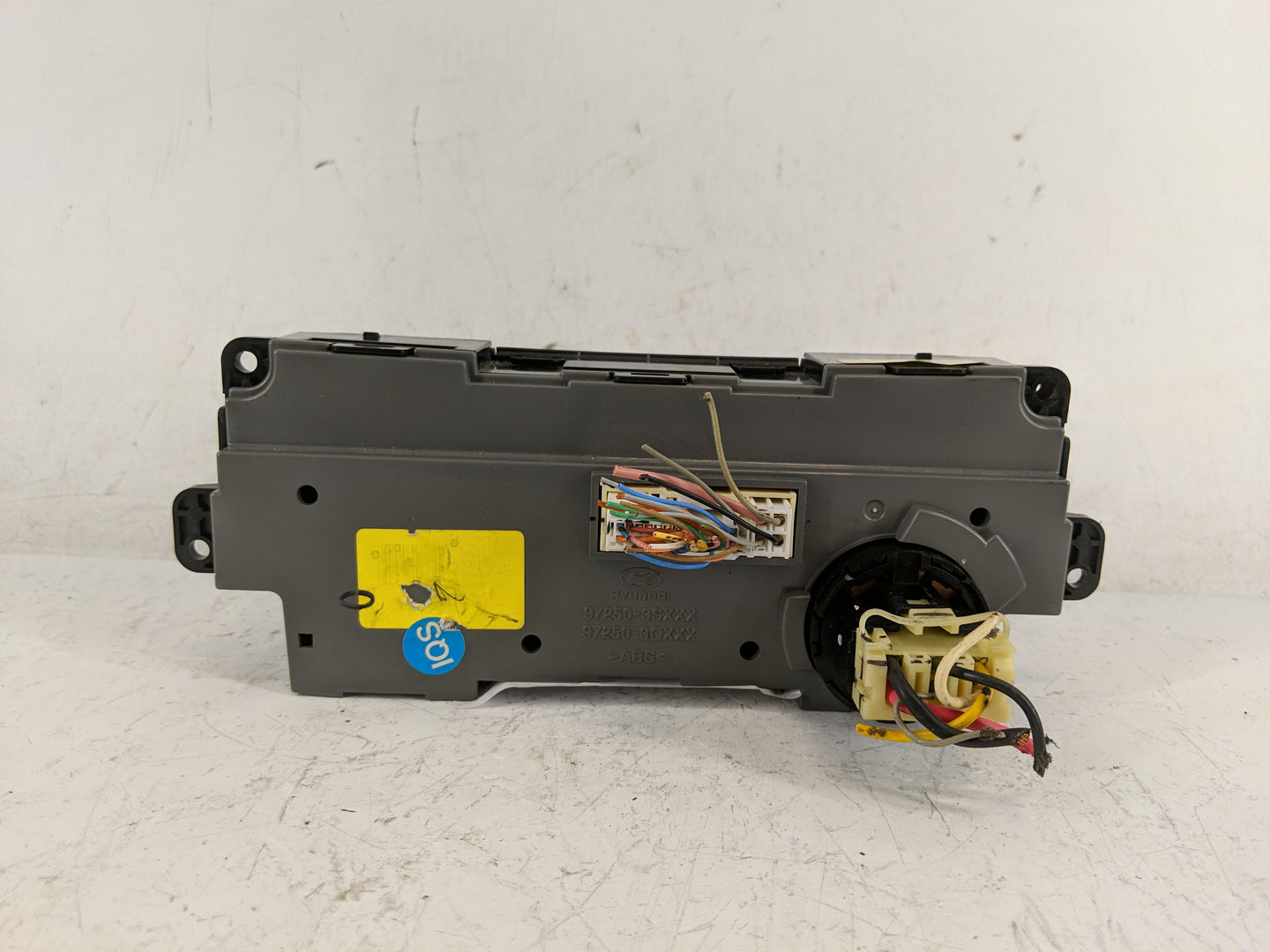 2011-2013 Hyundai Sonata Climate Control Module Temperature AC/Heater Replacement P/N:97250-3SXXX 97250-3QXXX Fits OEM Used 