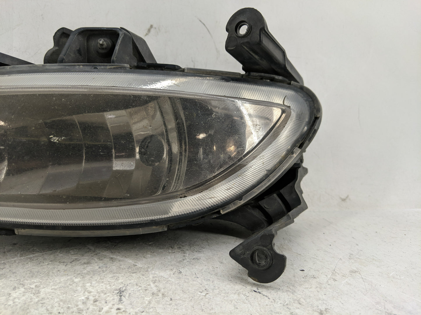 2011-2013 Hyundai Sonata Passenger Right Oem Front Light Lamp - Oemusedautoparts1.com