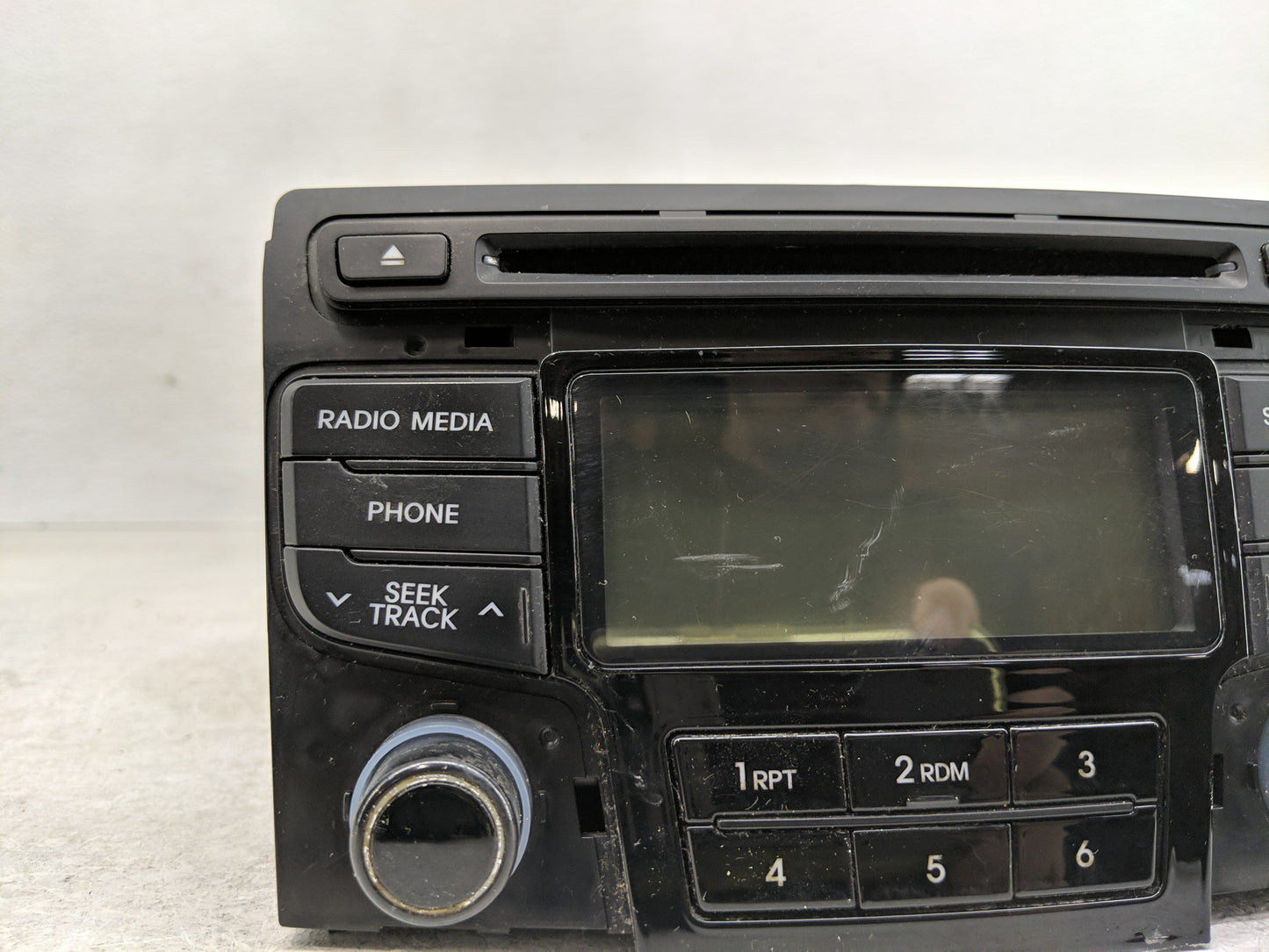 2013-2014 Hyundai Sonata Radio AM FM Cd Player Receiver Replacement P/N:96180-3Q700 Fits Fits 2013 2014 OEM Used Auto Parts 