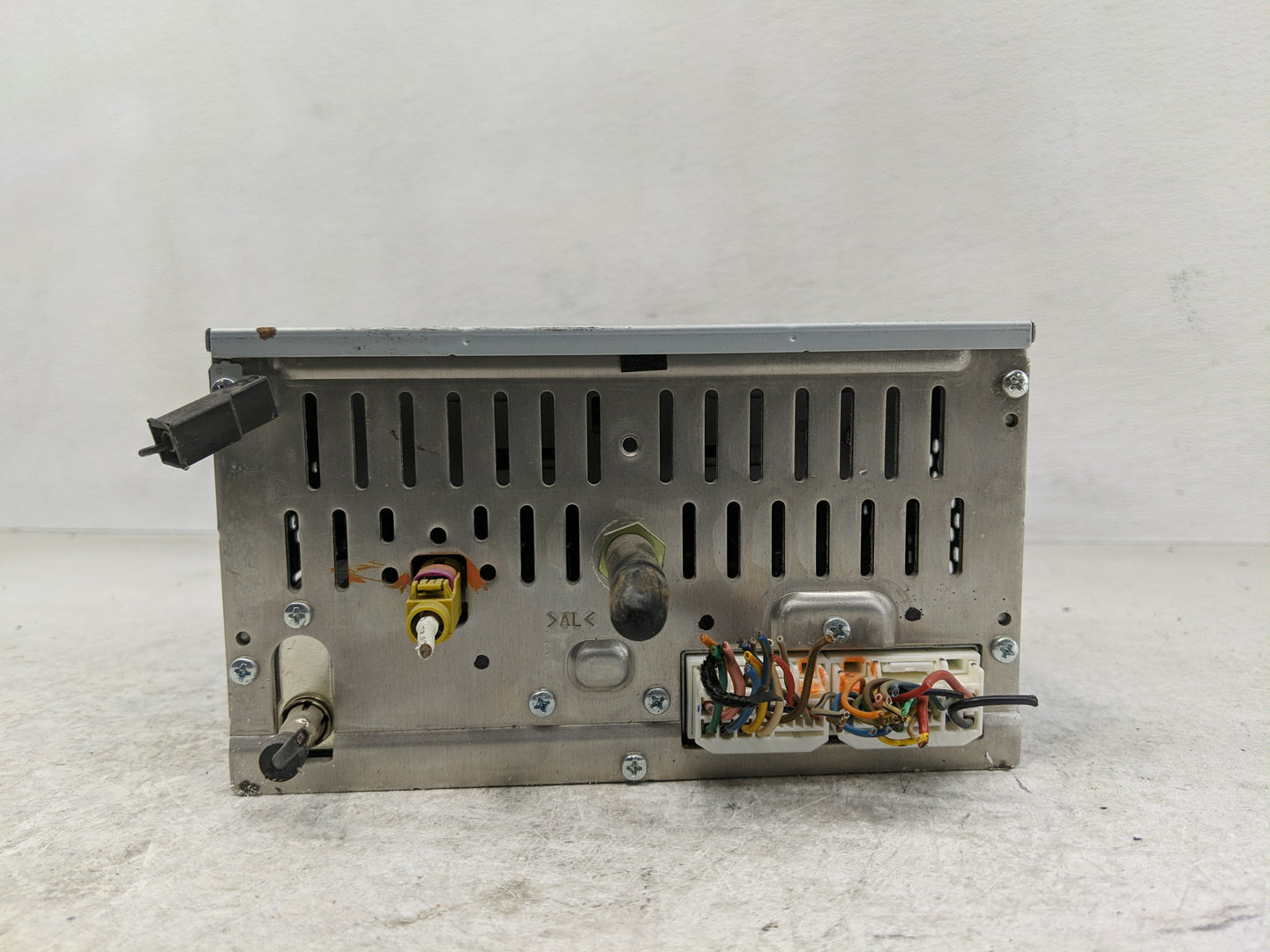 2013-2014 Hyundai Sonata Radio AM FM Cd Player Receiver Replacement P/N:96180-3Q700 Fits Fits 2013 2014 OEM Used Auto Parts 