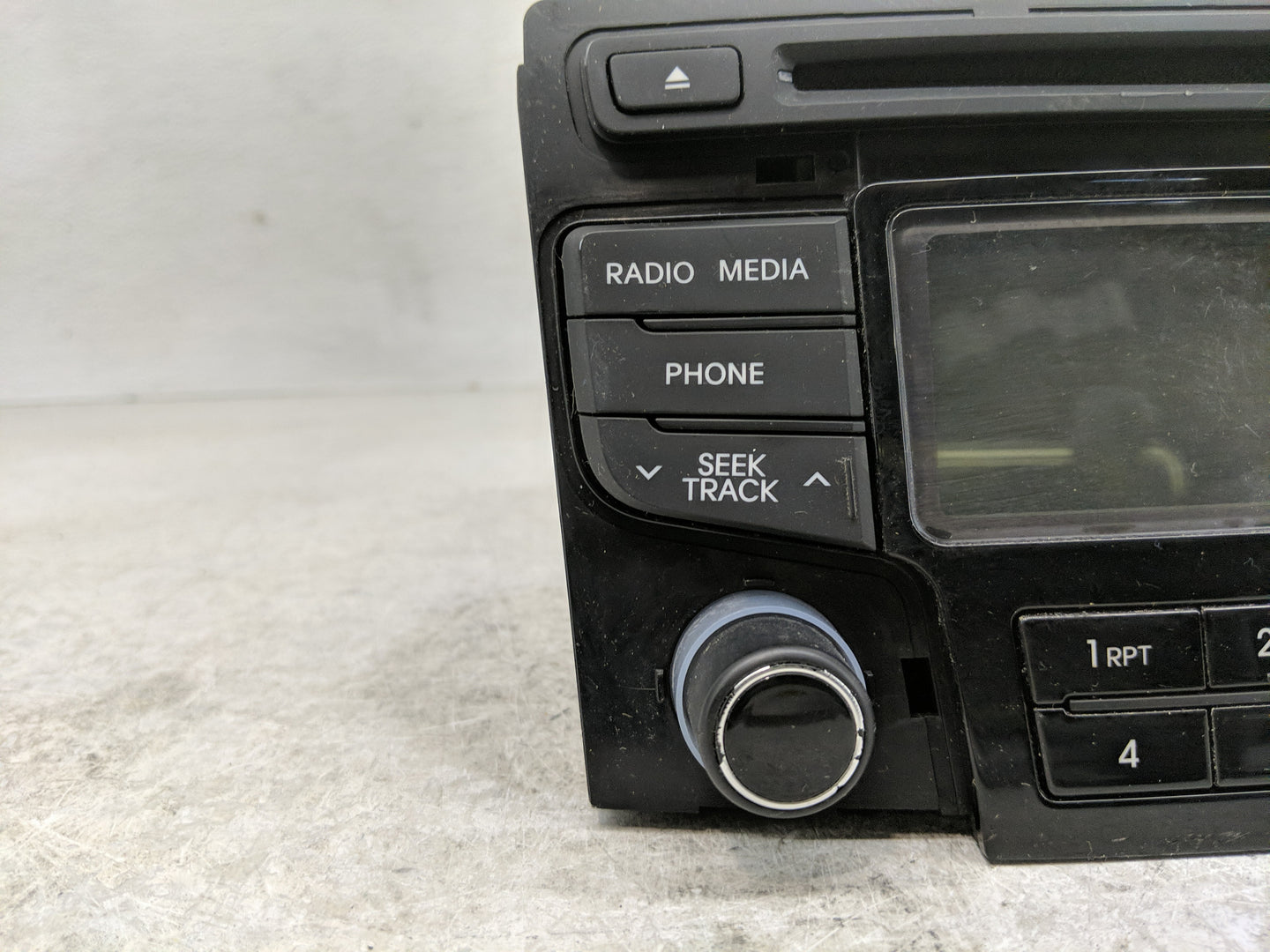 2012-2014 Hyundai Sonata Radio AM FM Cd Player Receiver Replacement P/N:961803Q700 Fits Fits 2012 2013 2014 OEM Used Auto Pa