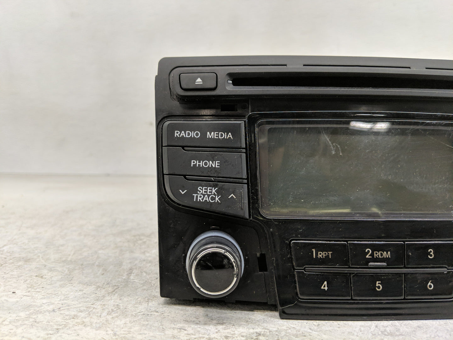 2013-2014 Hyundai Sonata Radio AM FM Cd Player Receiver Replacement P/N:96180-3Q700 Fits Fits 2013 2014 OEM Used Auto Parts 