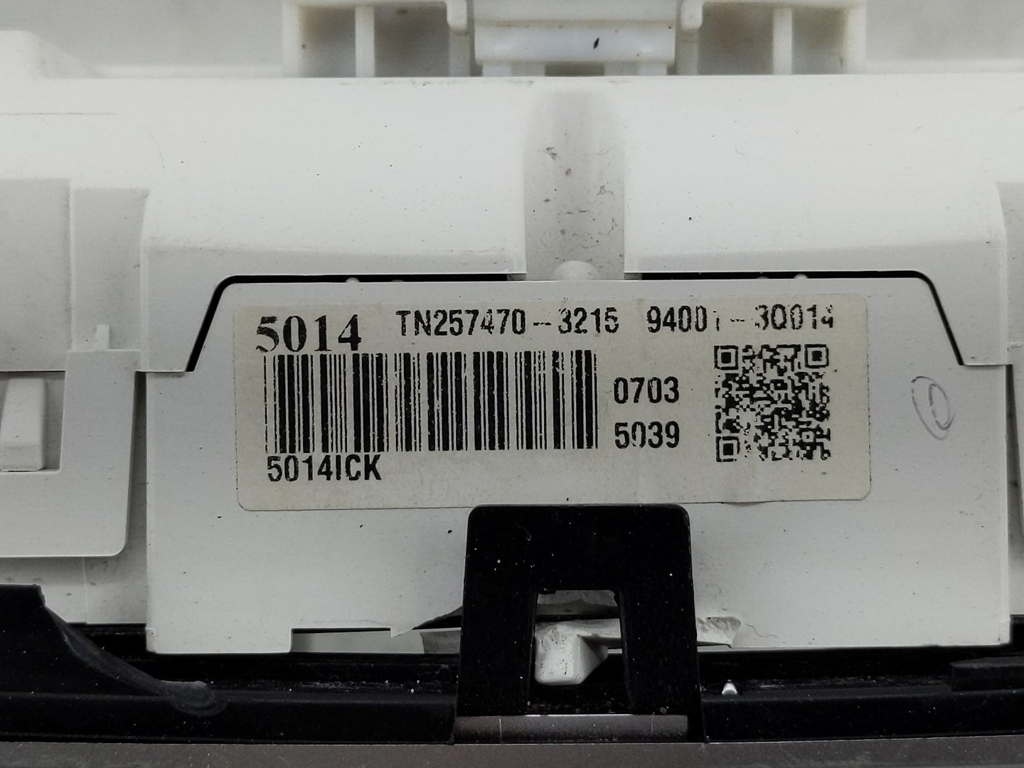 2011-2014 Hyundai Sonata Instrument Cluster Speedometer Gauges P/N:94001-3Q014 Fits Fits 2011 2012 2013 2014 OEM Used Auto P