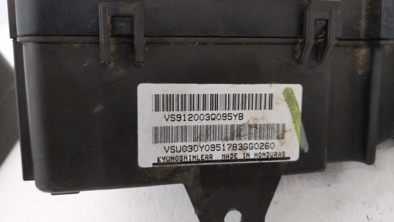 2011-2014 Hyundai Sonata Fusebox Fuse Box Panel Relay Module P/N:VS912003Q095YB VSU030Y0951783GG0260 Fits Fits 2011 2012 201
