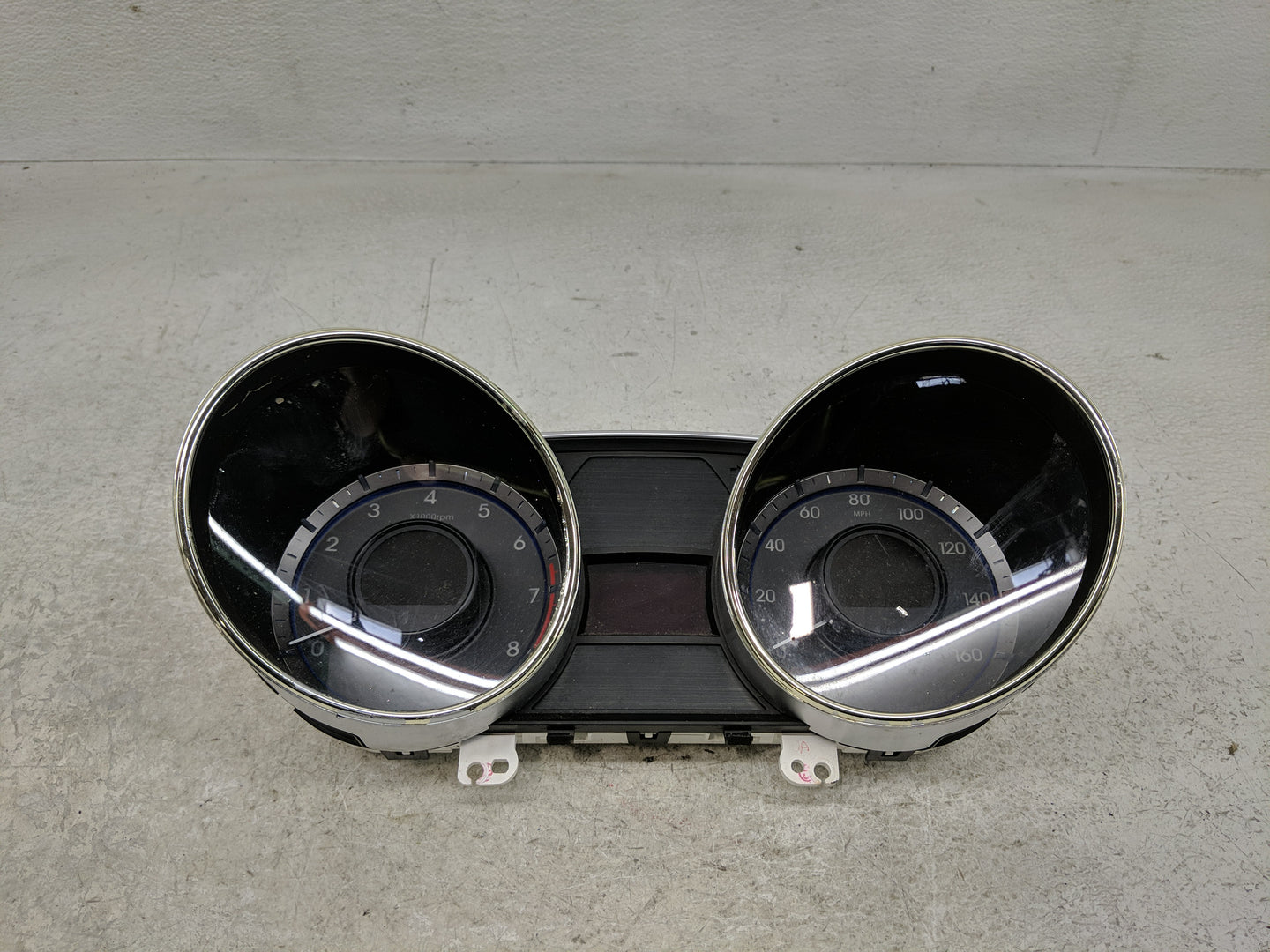 2011-2014 Hyundai Sonata Instrument Cluster Speedometer Gauges P/N:94001-3Q014 Fits Fits 2011 2012 2013 2014 OEM Used Auto P