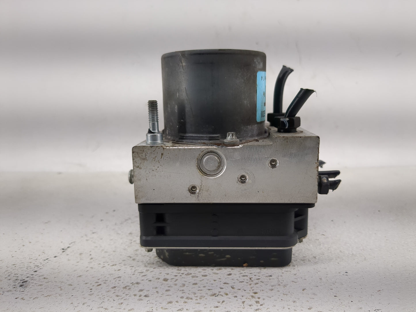 2011-2013 Hyundai Sonata ABS Pump Control Module Replacement P/N:58920-3Q500 0 265 238 094 Fits Fits 2011 2012 2013 OEM Used