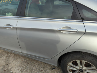 compare product 2011-2014 Hyundai Sonata Driver Rear Door Oem 1289253