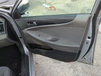 2013 Hyundai Sonata Front Right Passenger Interior Door Panel Trim 1289301 - Oemusedautoparts1.com