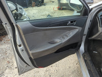 2013 Hyundai Sonata Front Left Driver Interior Door Panel Trim 1289302 - Oemusedautoparts1.com