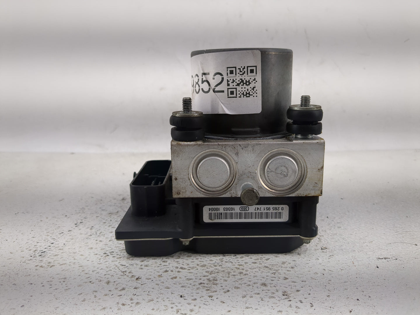 2011-2013 Hyundai Sonata ABS Pump Control Module Replacement P/N:58920-3Q500 Fits Fits 2011 2012 2013 OEM Used Auto Parts - 