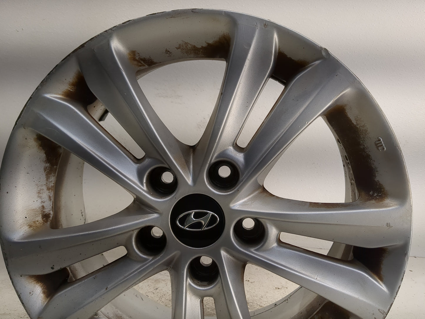 2011-2014 Hyundai Sonata Oem Wheel Rim - Oemusedautoparts1.com