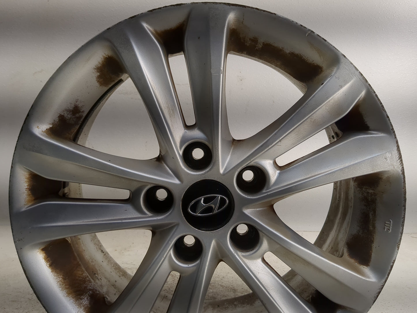 2011-2014 Hyundai Sonata Oem Wheel Rim - Oemusedautoparts1.com