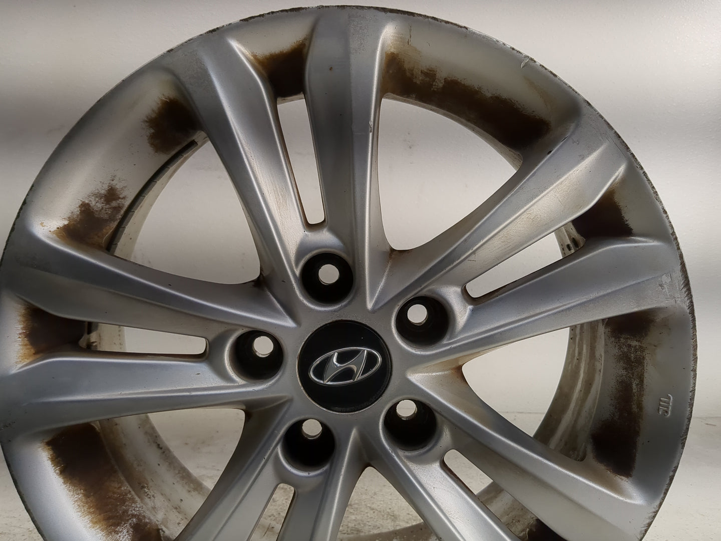 2011-2014 Hyundai Sonata Oem Wheel Rim - Oemusedautoparts1.com