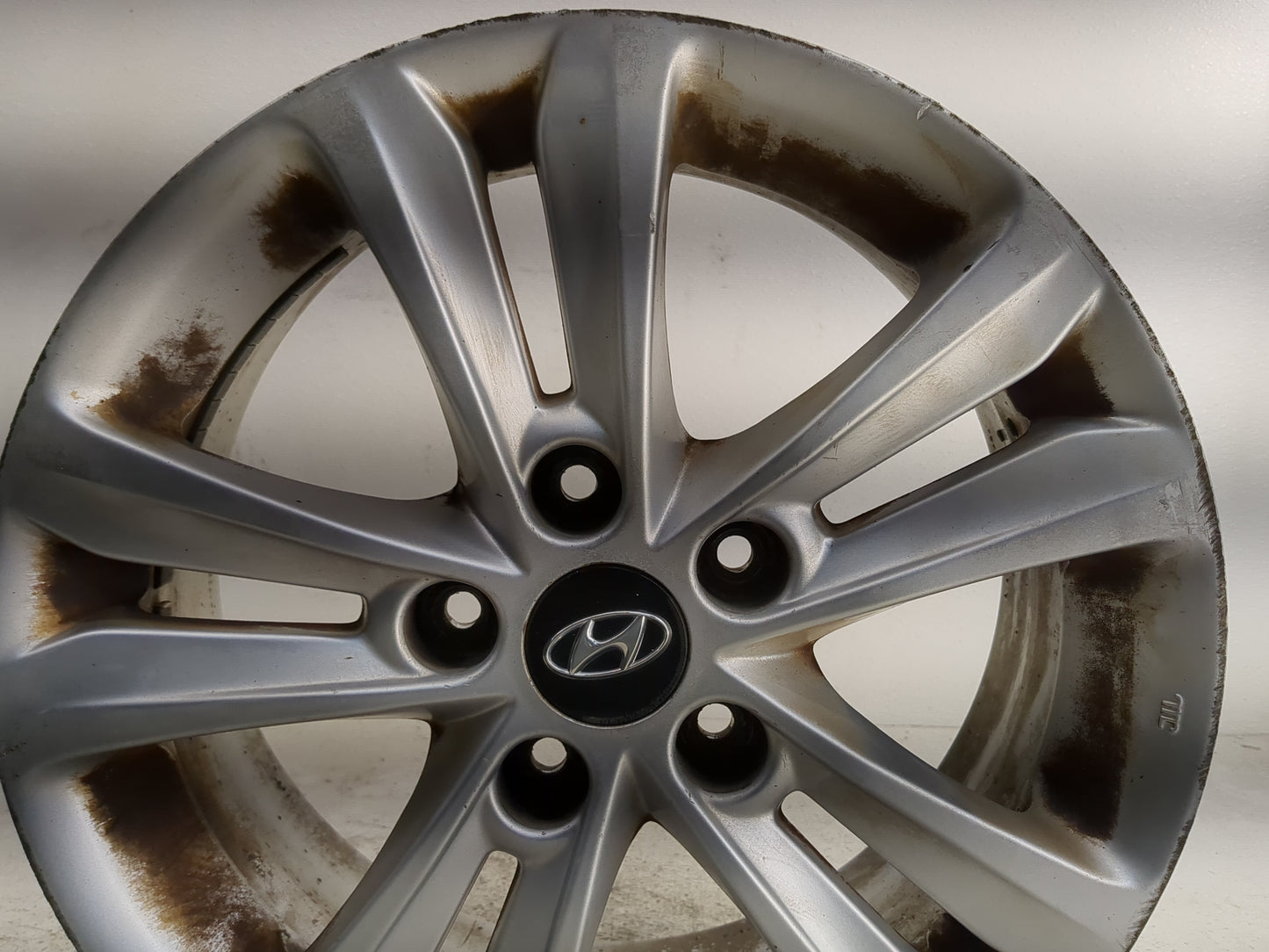 2011-2014 Hyundai Sonata Oem Wheel Rim - Oemusedautoparts1.com
