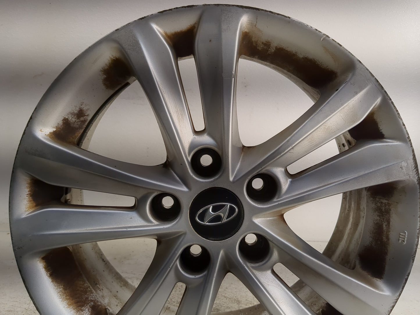 2011-2014 Hyundai Sonata Oem Wheel Rim - Oemusedautoparts1.com