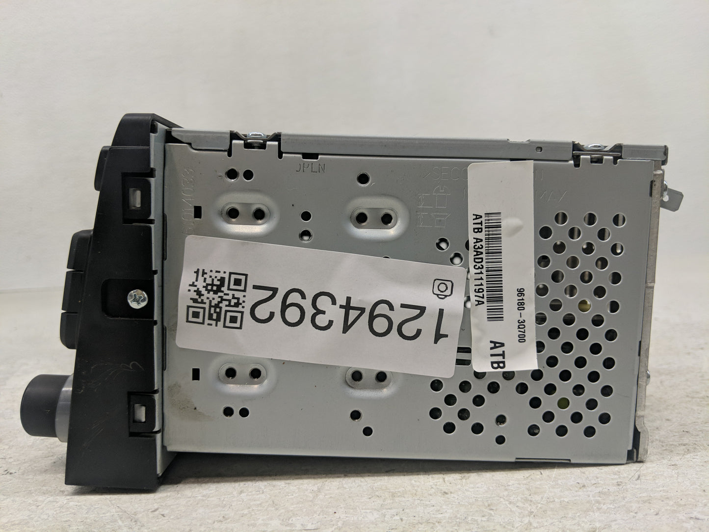2013-2014 Hyundai Sonata Radio AM FM Cd Player Receiver Replacement P/N:96180-3Q700 Fits Fits 2013 2014 OEM Used Auto Parts 