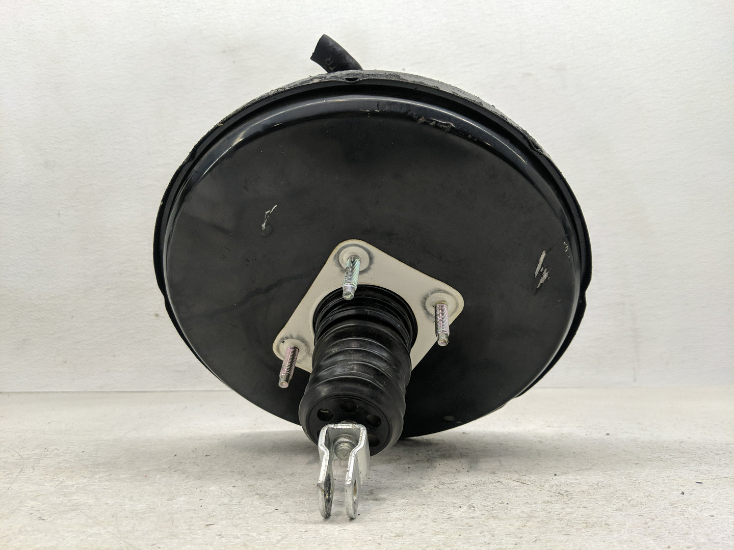 2011-2014 Hyundai Sonata Power Brake Booster Oem 1301541 - Oemusedautoparts1.com