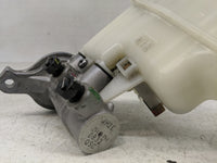 2013 Hyundai Sonata Brake Master Cylinder - Oemusedautoparts1.com