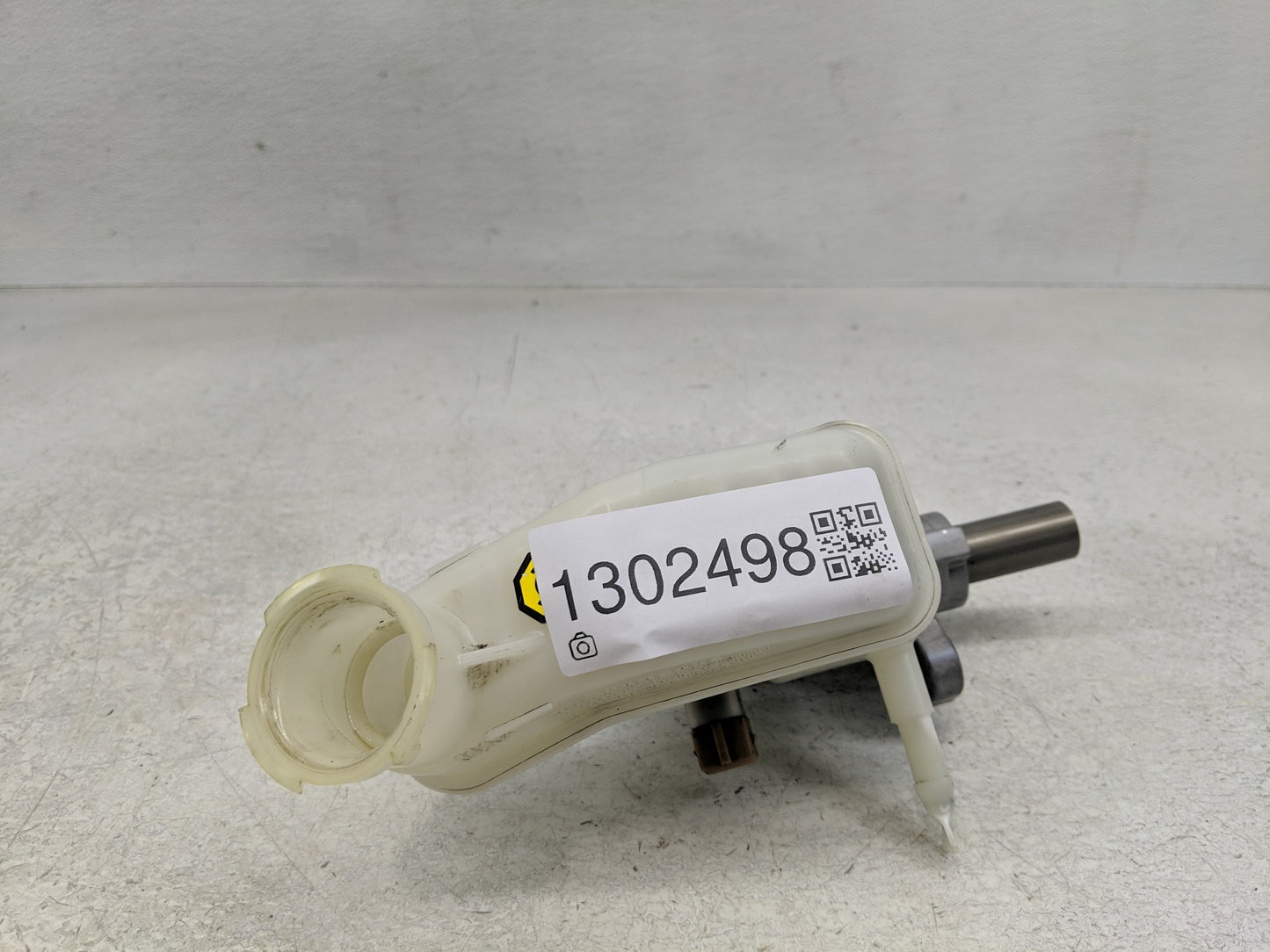 2013 Hyundai Sonata Brake Master Cylinder - Oemusedautoparts1.com