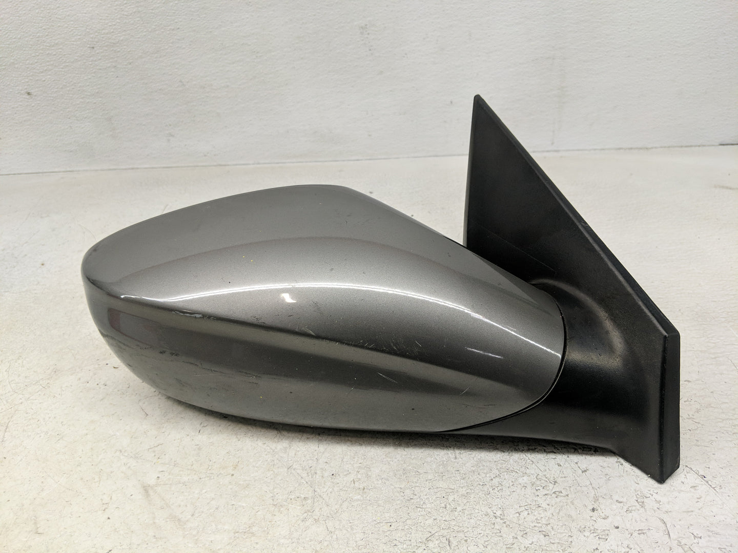2011-2014 Hyundai Sonata Passenger Side View Mirror - Right Door Mirror OEM Used - Oemusedautoparts1.com