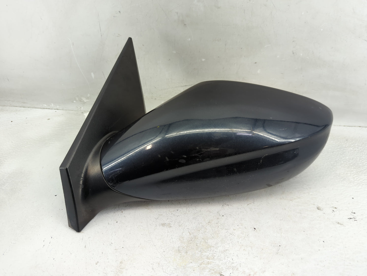 2011-2014 Hyundai Sonata Driver Side View Mirror - Left Door Mirror OEM Used - Oemusedautoparts1.com